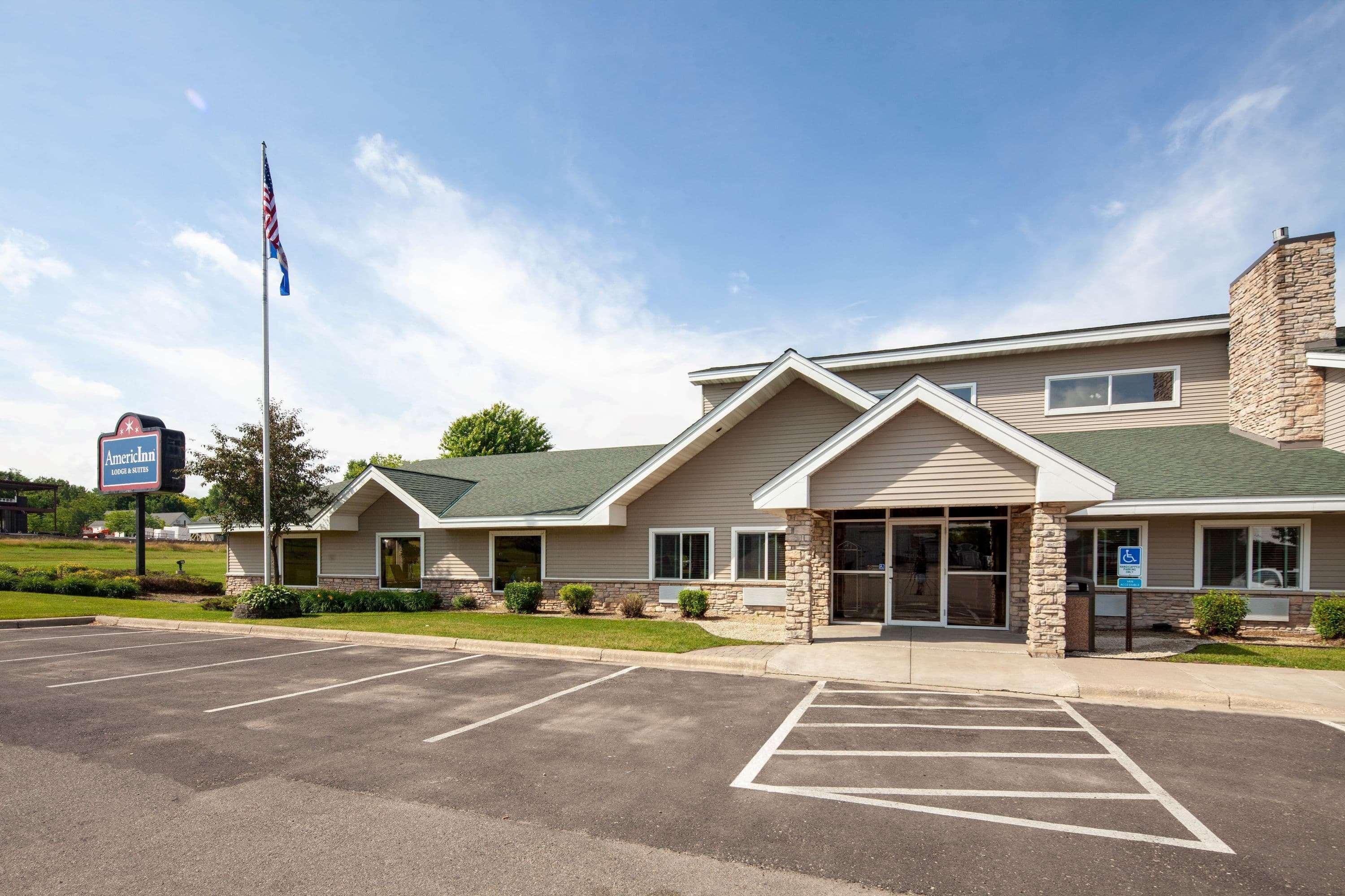Americinn By Wyndham Northfield Eksteriør billede